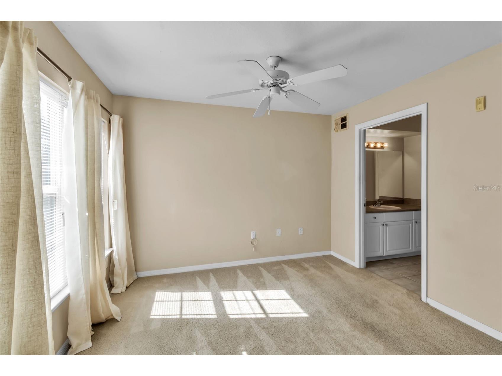 5511 Rosehill Road #203 Sarasota FL 34233 A4688309 image18