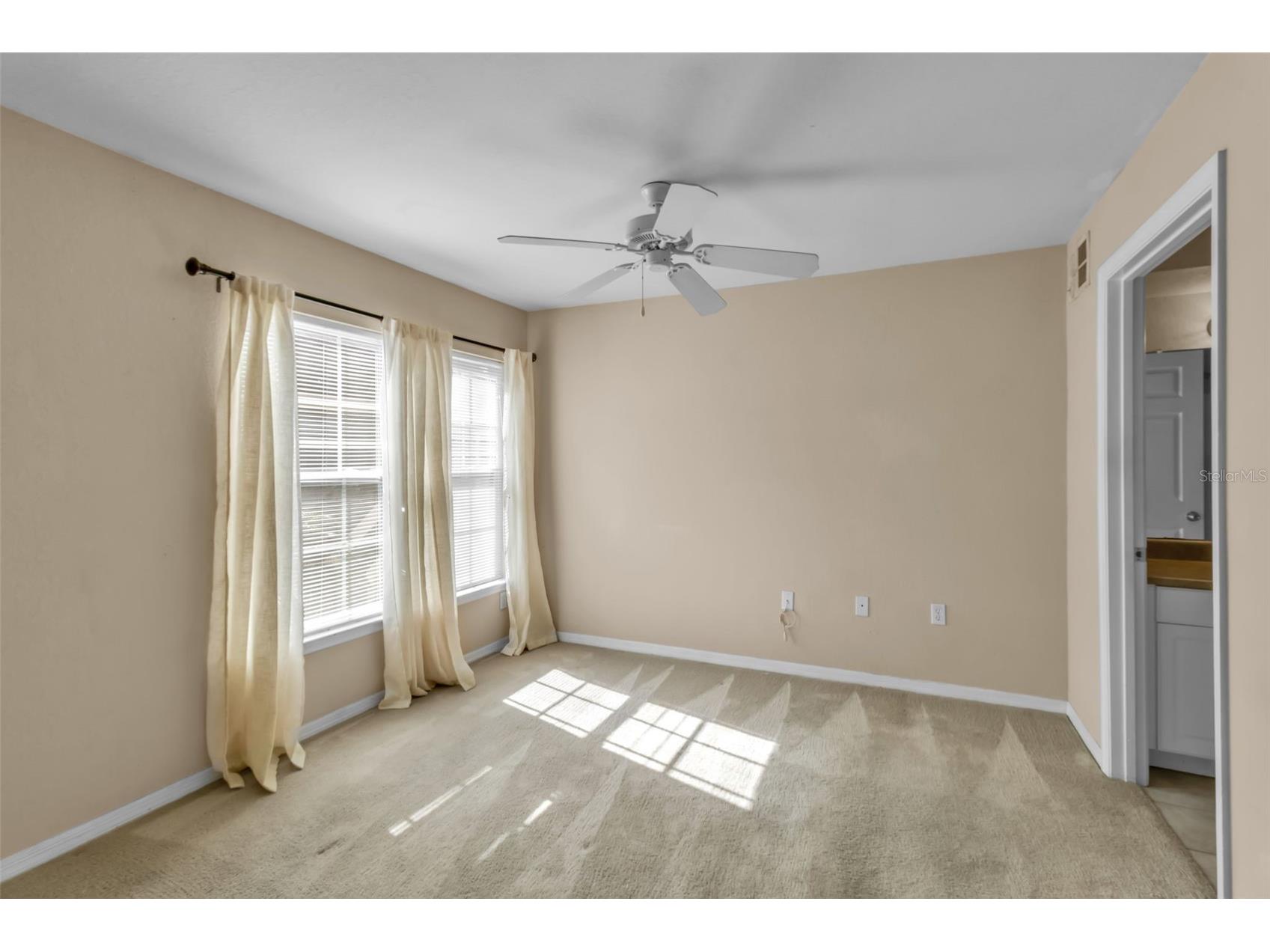 5511 Rosehill Road #203 Sarasota FL 34233 A4688309 image19