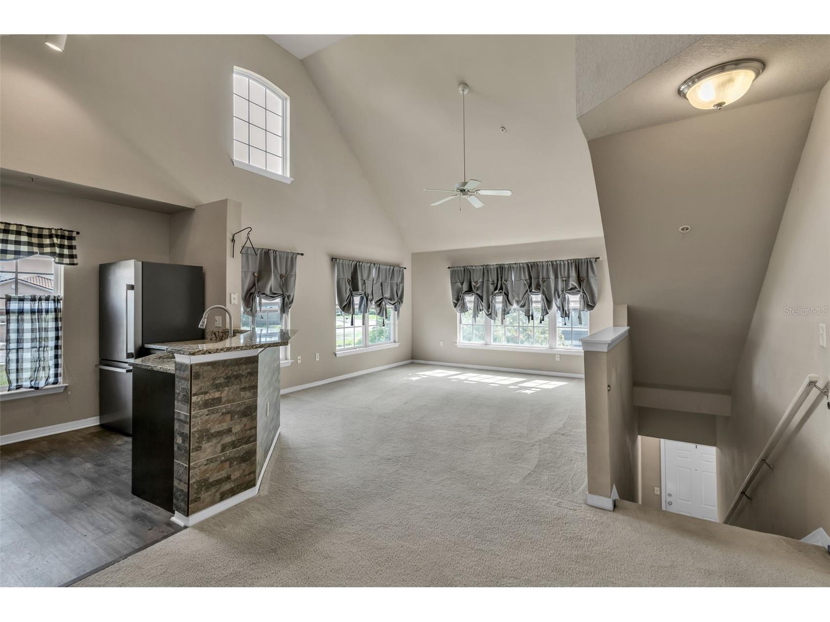 5511 Rosehill Road #203 Sarasota FL 34233 A4688309 image8