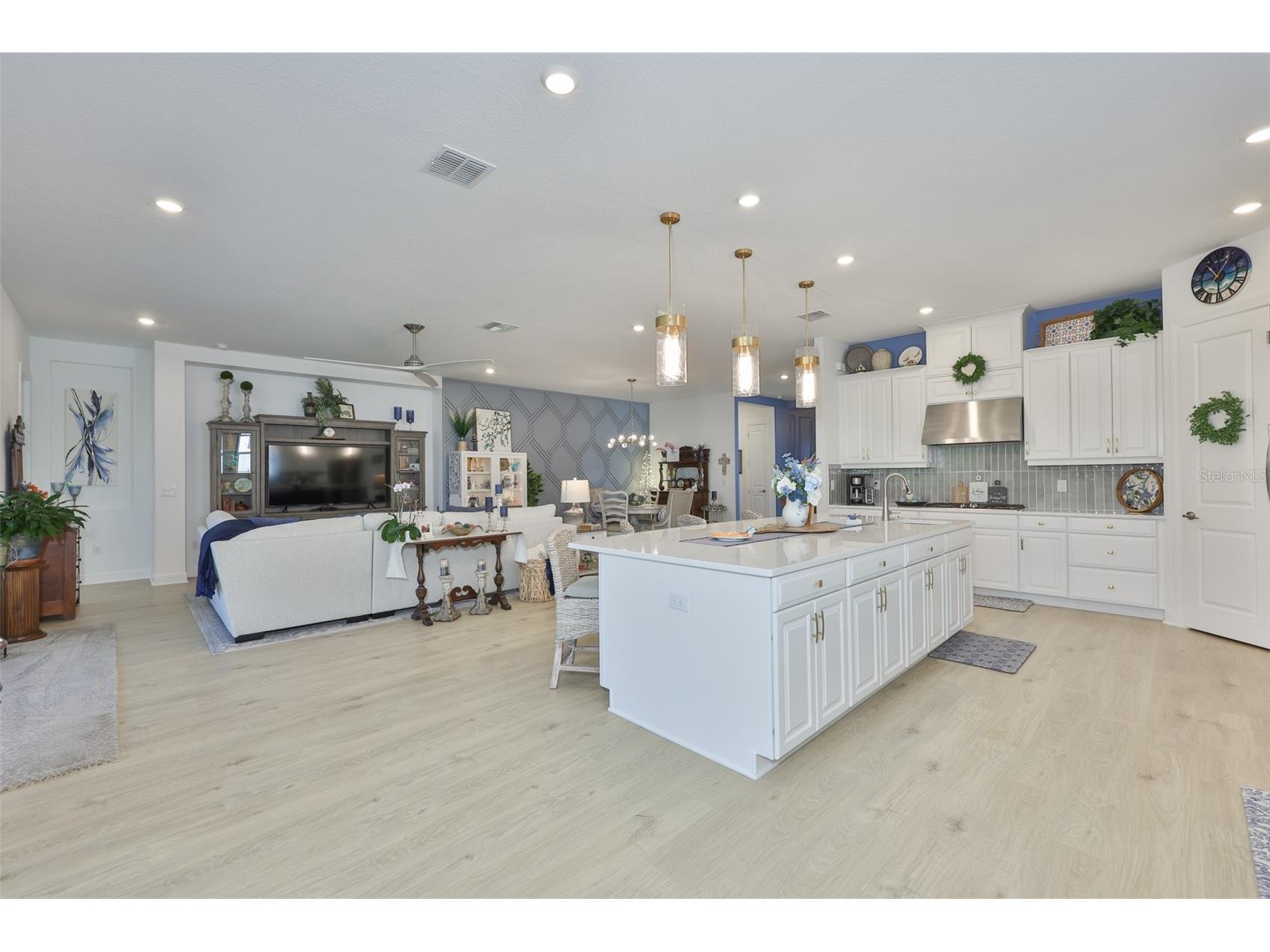 5512 Caserta Court Palmetto FL 34221 TB8500770 image12