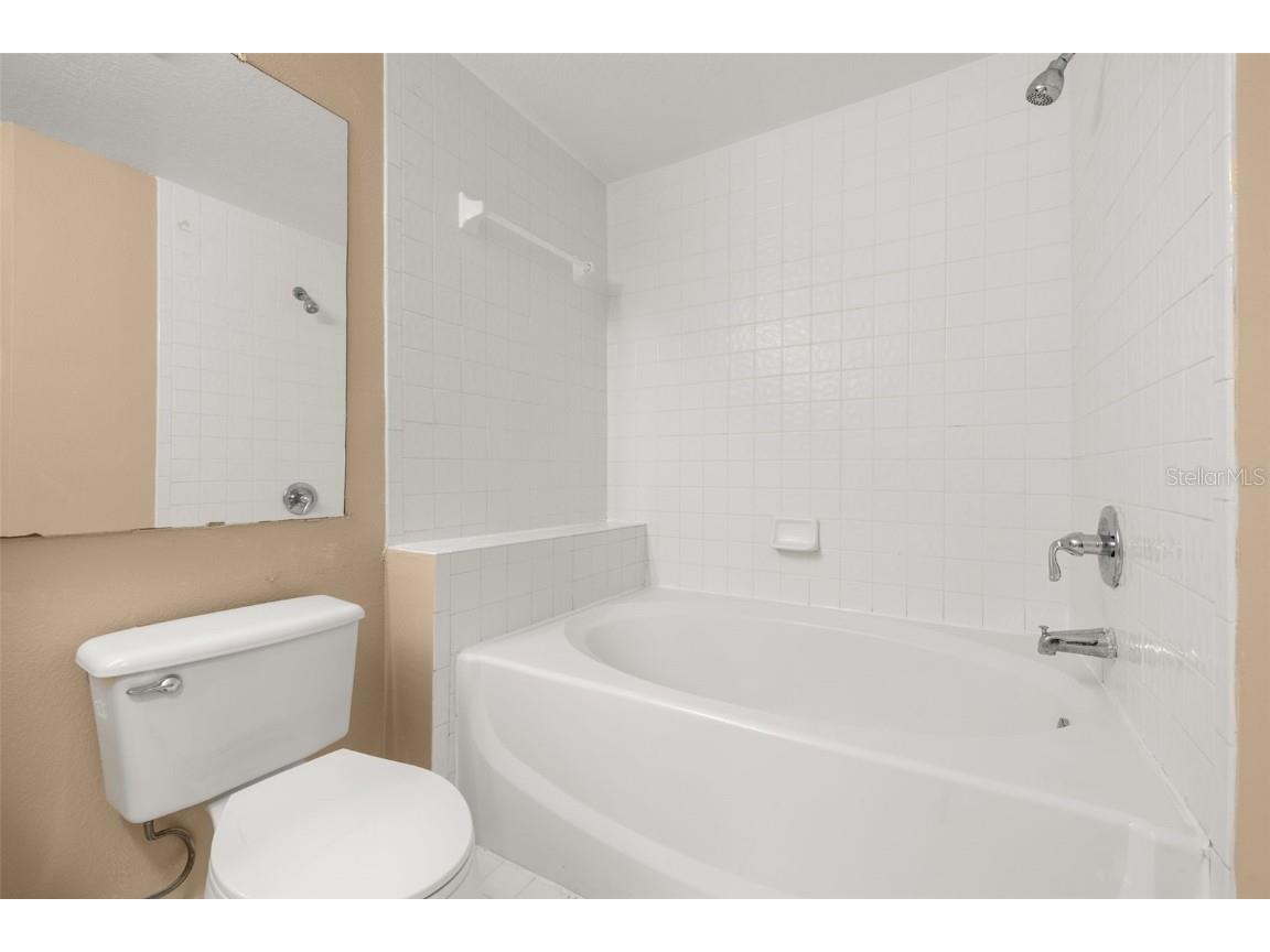 5512 Metrowest Boulevard #201 Orlando FL 32811 S5134453 image24