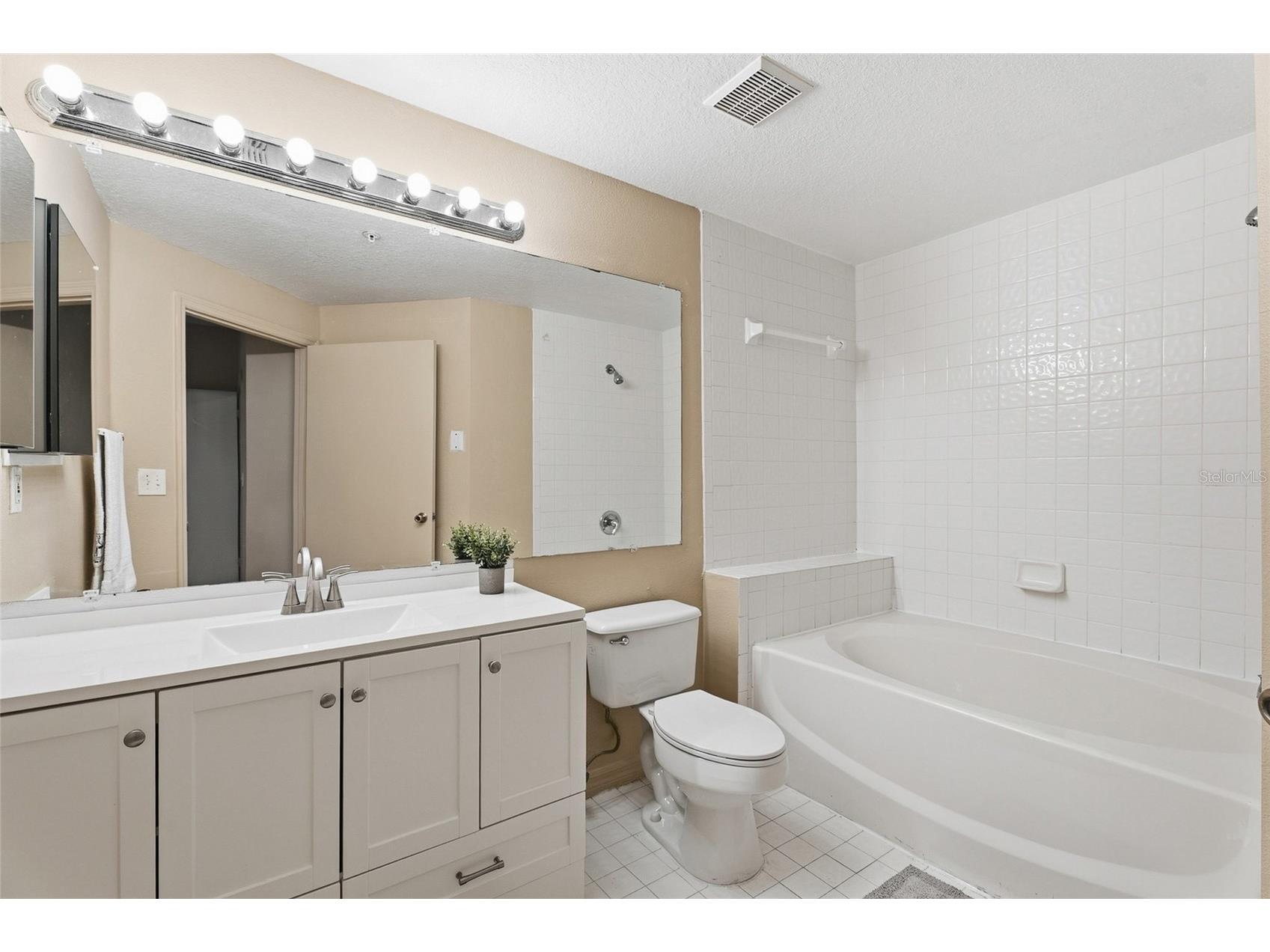 5512 Metrowest Boulevard #201 Orlando FL 32811 S5144026 image13