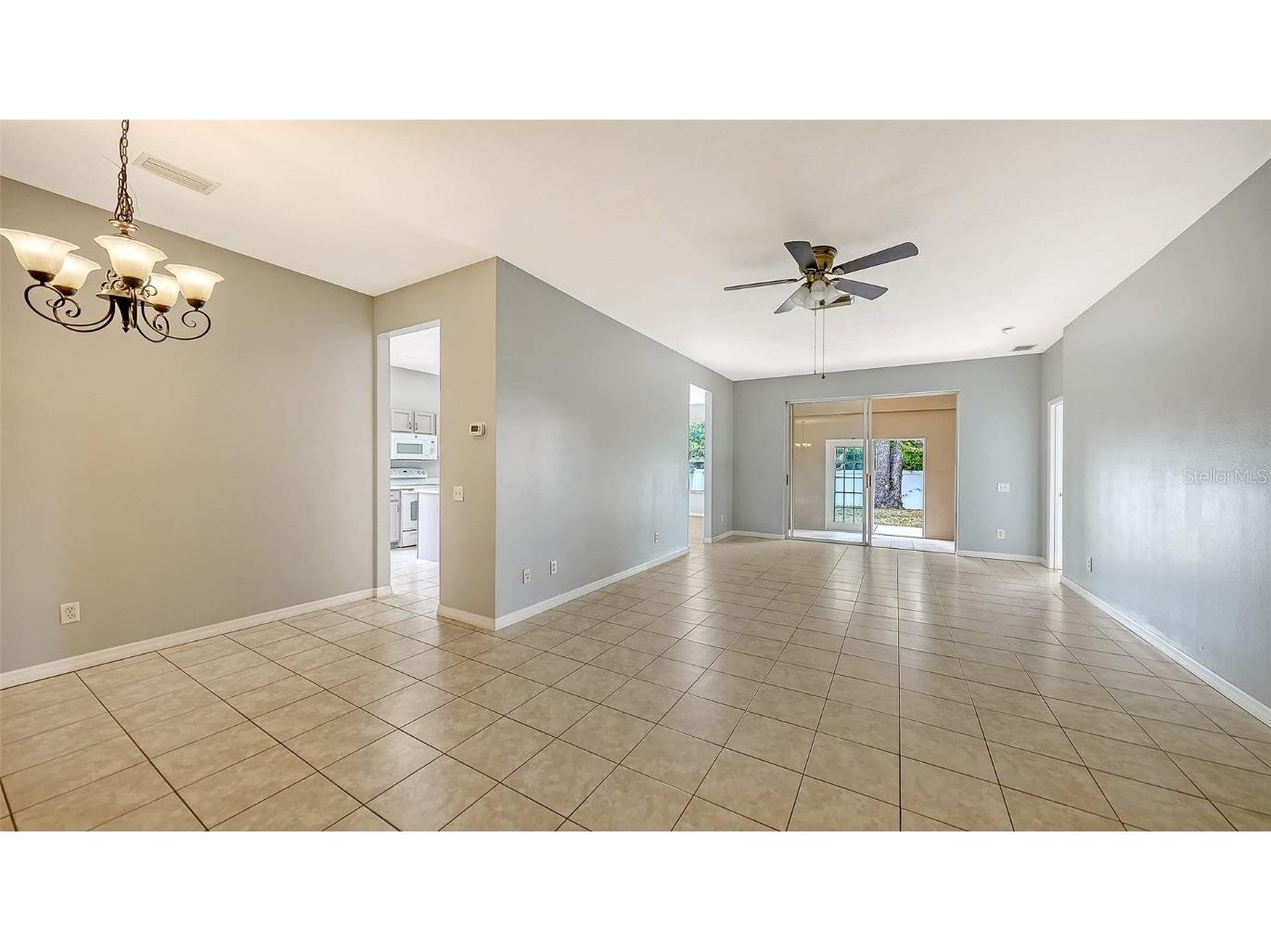 5513 47th Court E Bradenton FL 34203 A4673899 image3