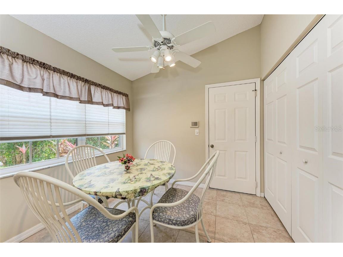 5513 83rd Terrace E Sarasota FL 34243 A4674442 image16