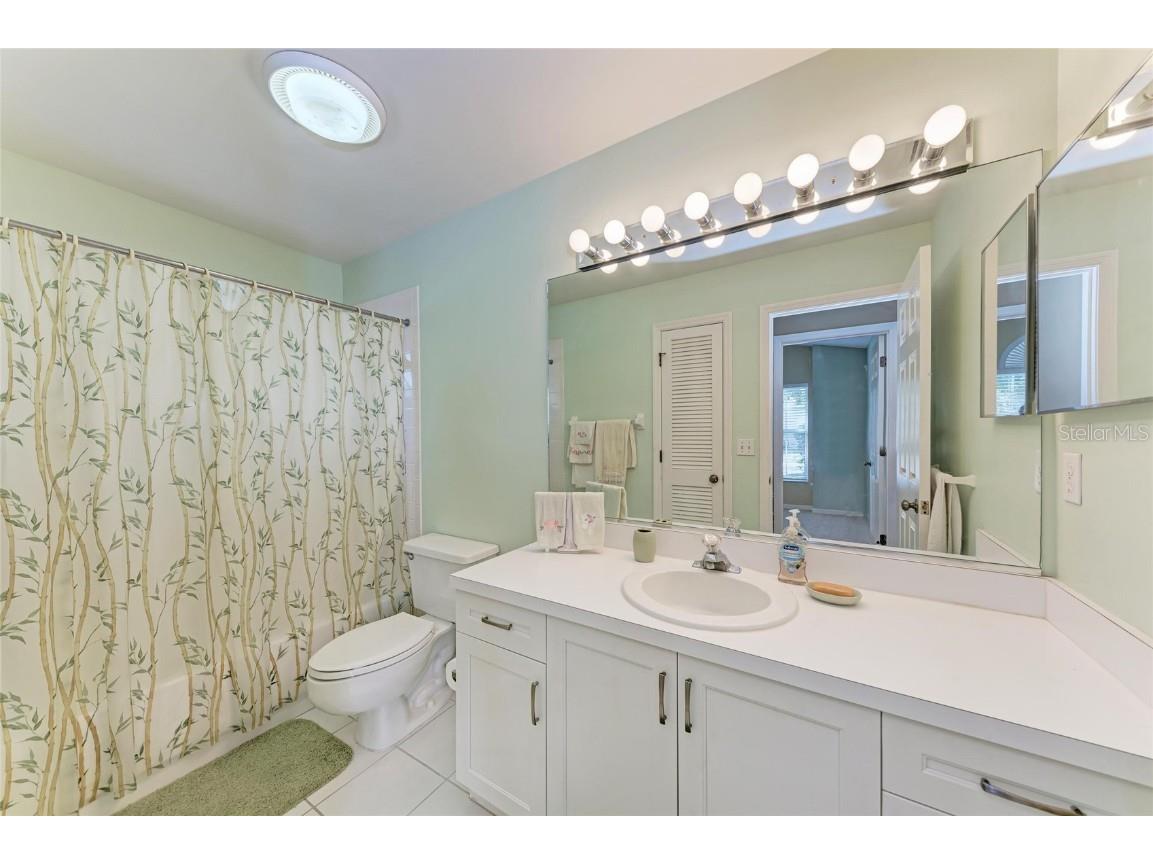 5513 83rd Terrace E Sarasota FL 34243 A4674442 image24