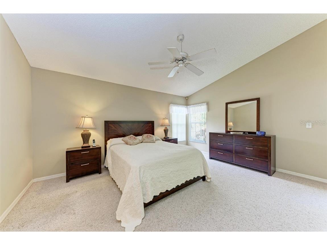 5513 83rd Terrace E Sarasota FL 34243 A4674442 image26