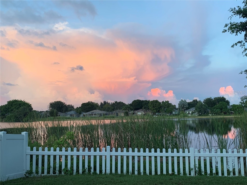 5513 Colony Lake Lane Sarasota FL 34233 A4641298 image1