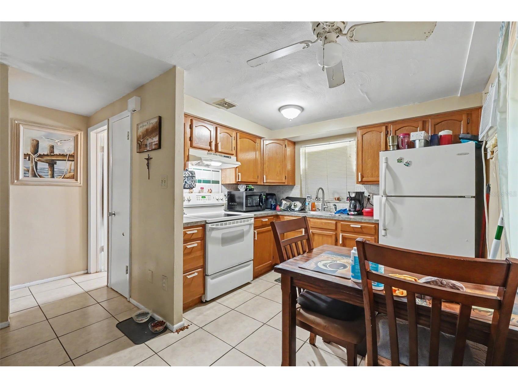 5513 Oceanic Road Holiday FL 34690 TB8526836 image5