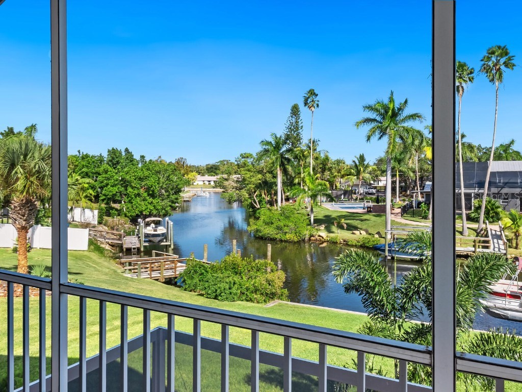 5515 America Drive Sarasota FL 34231 - PHILLIPPI CREEK WATERWAY A4586939 image1
