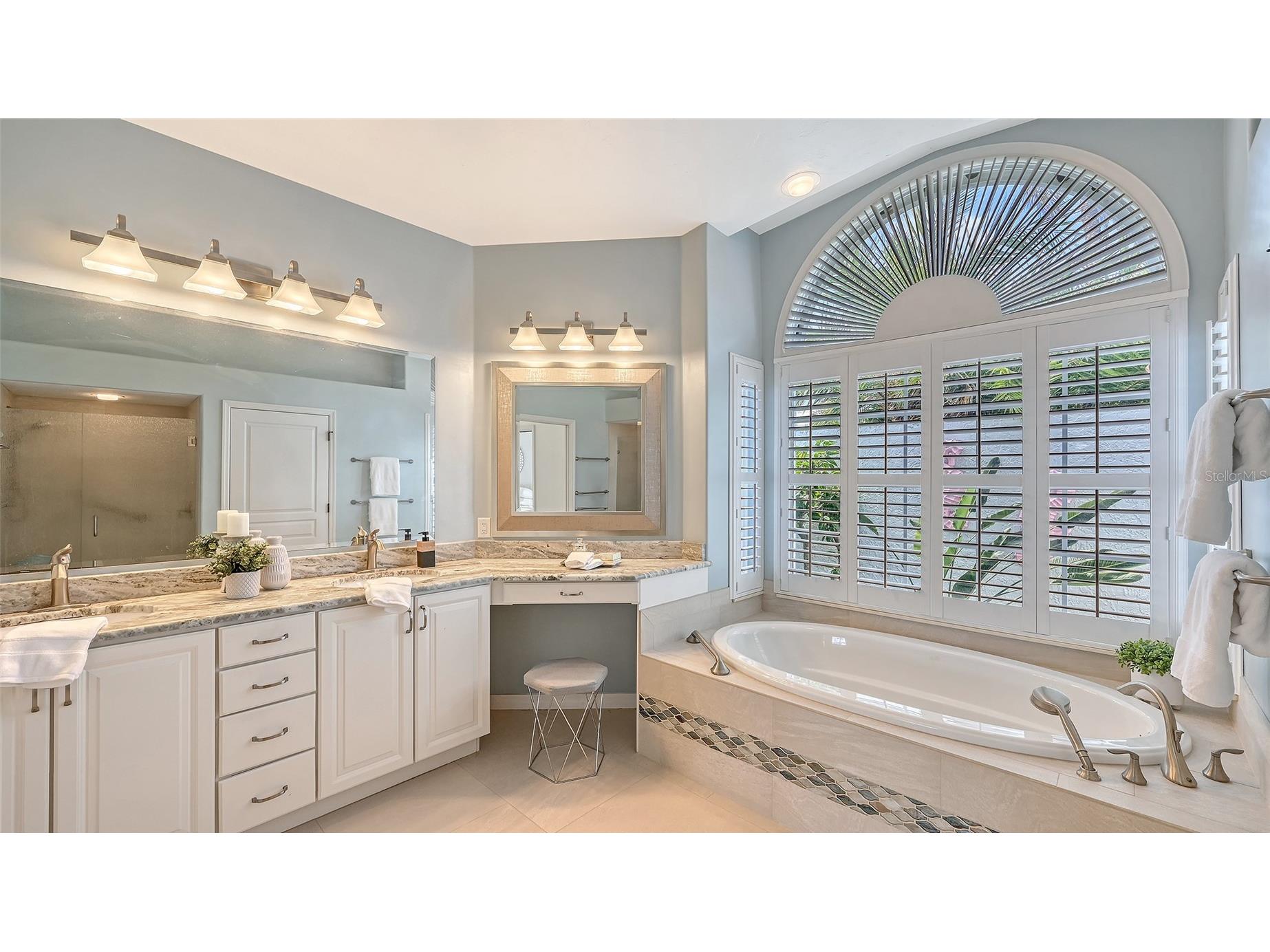 5515 Downham Meadows Sarasota FL 34235 A4681324 image34
