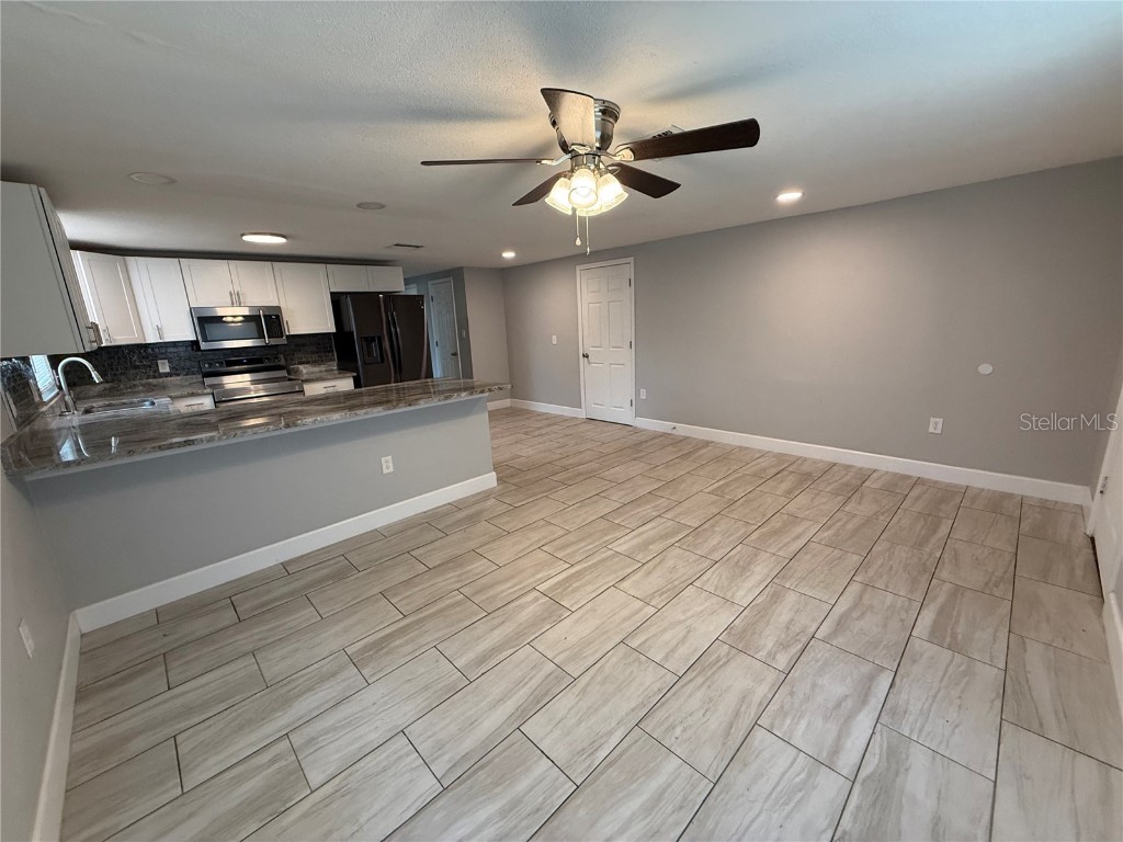 5516 9th Street Zephyrhills FL 33542 TB8407621 image10