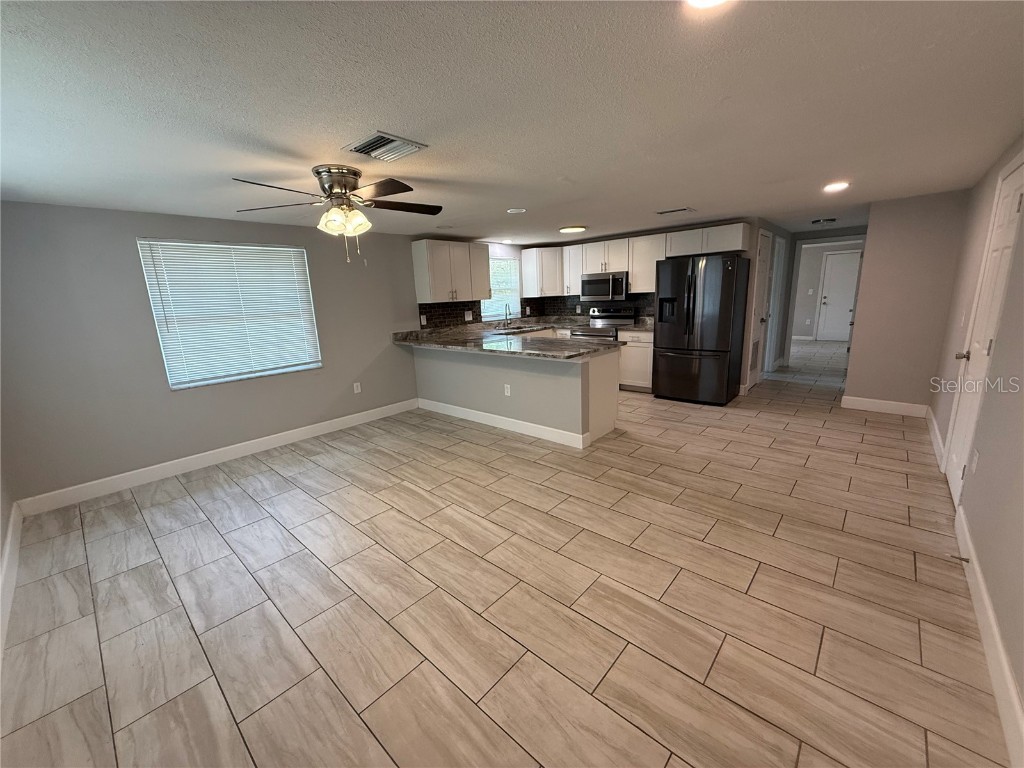 5516 9th Street Zephyrhills FL 33542 TB8407621 image2