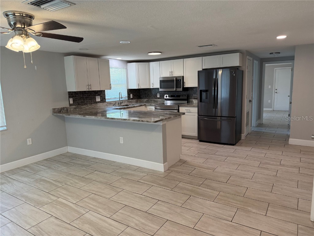 5516 9th Street Zephyrhills FL 33542 TB8407621 image3