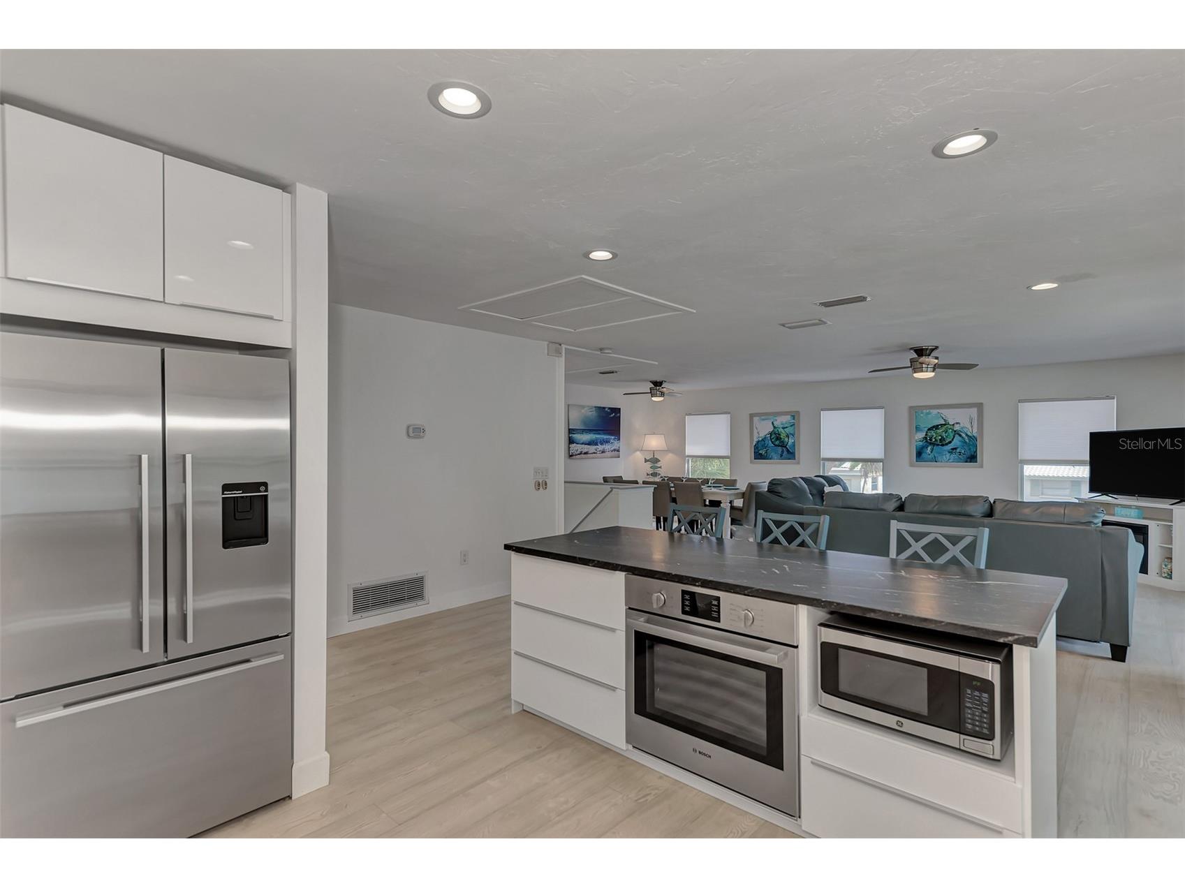 5516 Avenida Del Mare Sarasota FL 34242 A4587247 image22