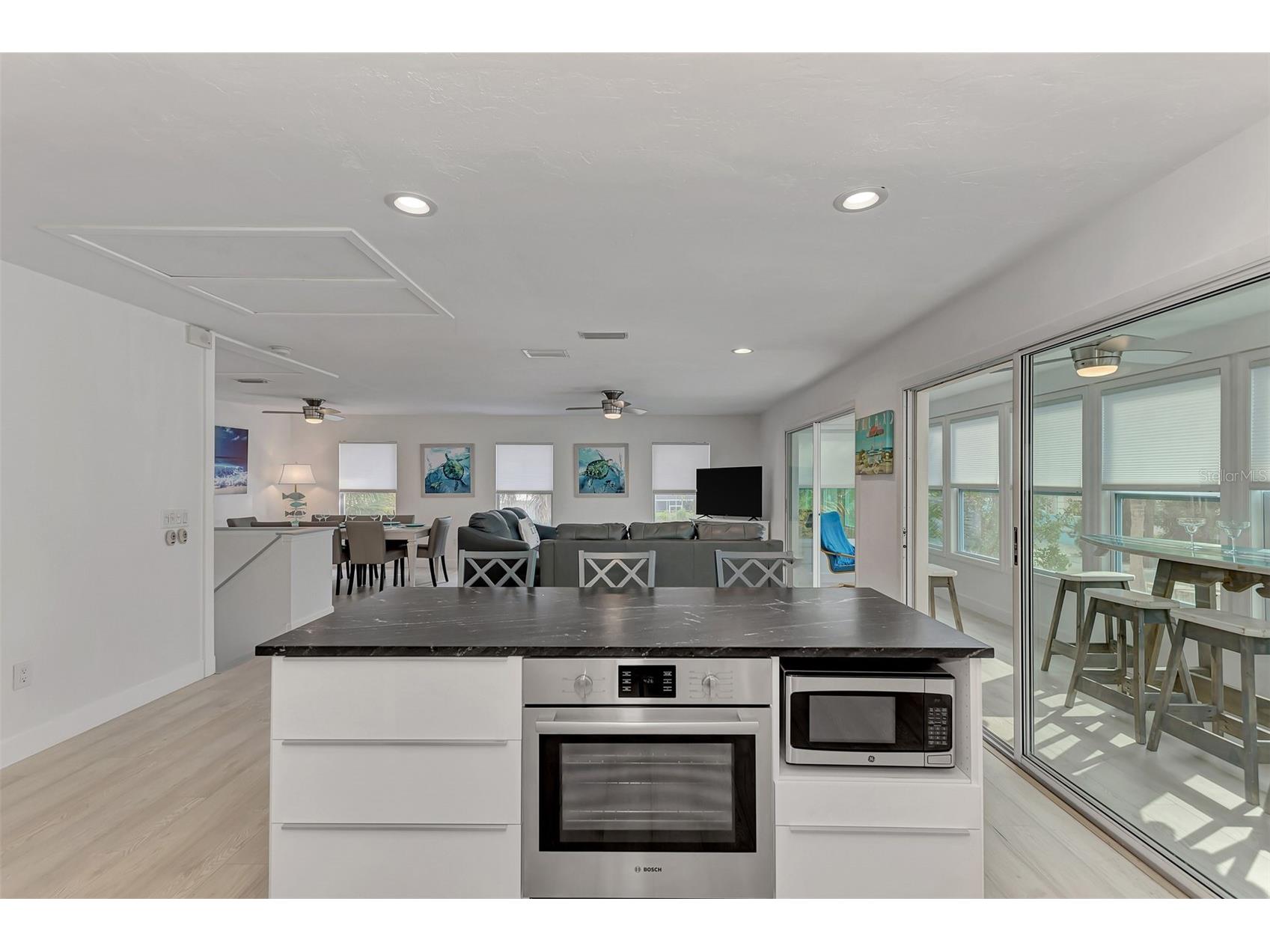 5516 Avenida Del Mare Sarasota FL 34242 A4587247 image23