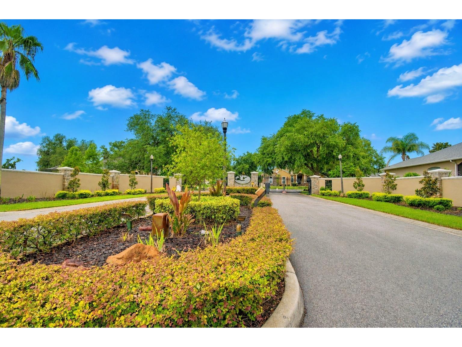 5516 Black Hawk Lane Lakeland FL 33810 P4939180 image2