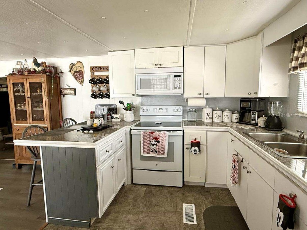 5516 Holiday Park Boulevard North Port FL 34287 D6144010 image18