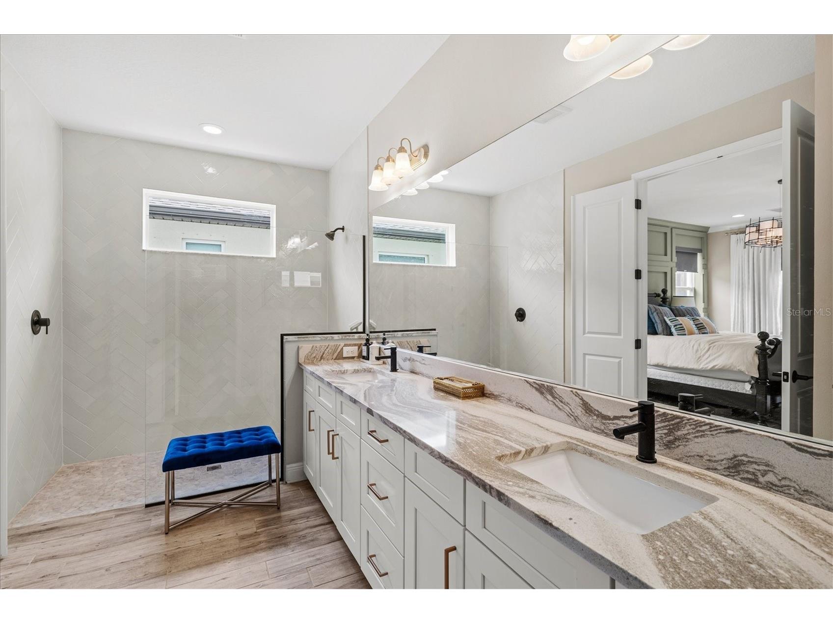 5516 Northern Juniper Court Sarasota FL 34238 A4695038 image29
