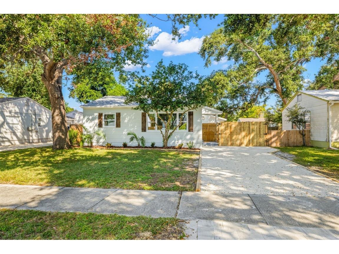 5517 13th Avenue S Gulfport FL 33707 TB8438596 image1