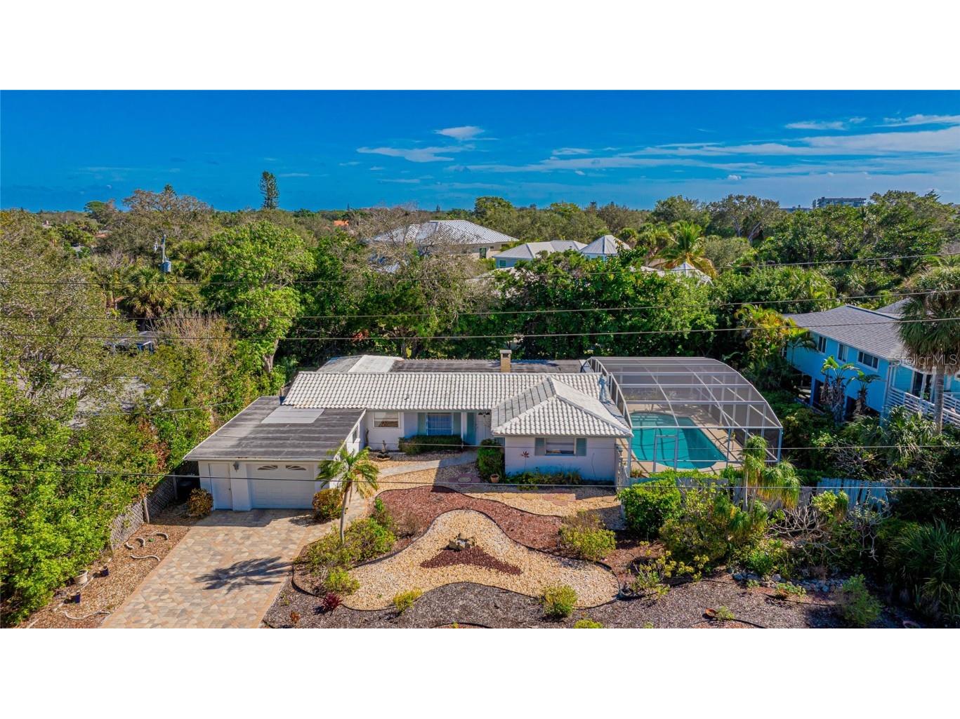 5517 Avenida Del Mare Sarasota FL 34242 A4597262 image1