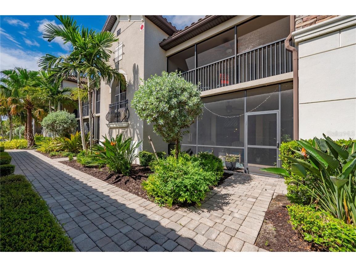 5517 Palmer Circle #106 Bradenton FL 34211 A4669167 image1