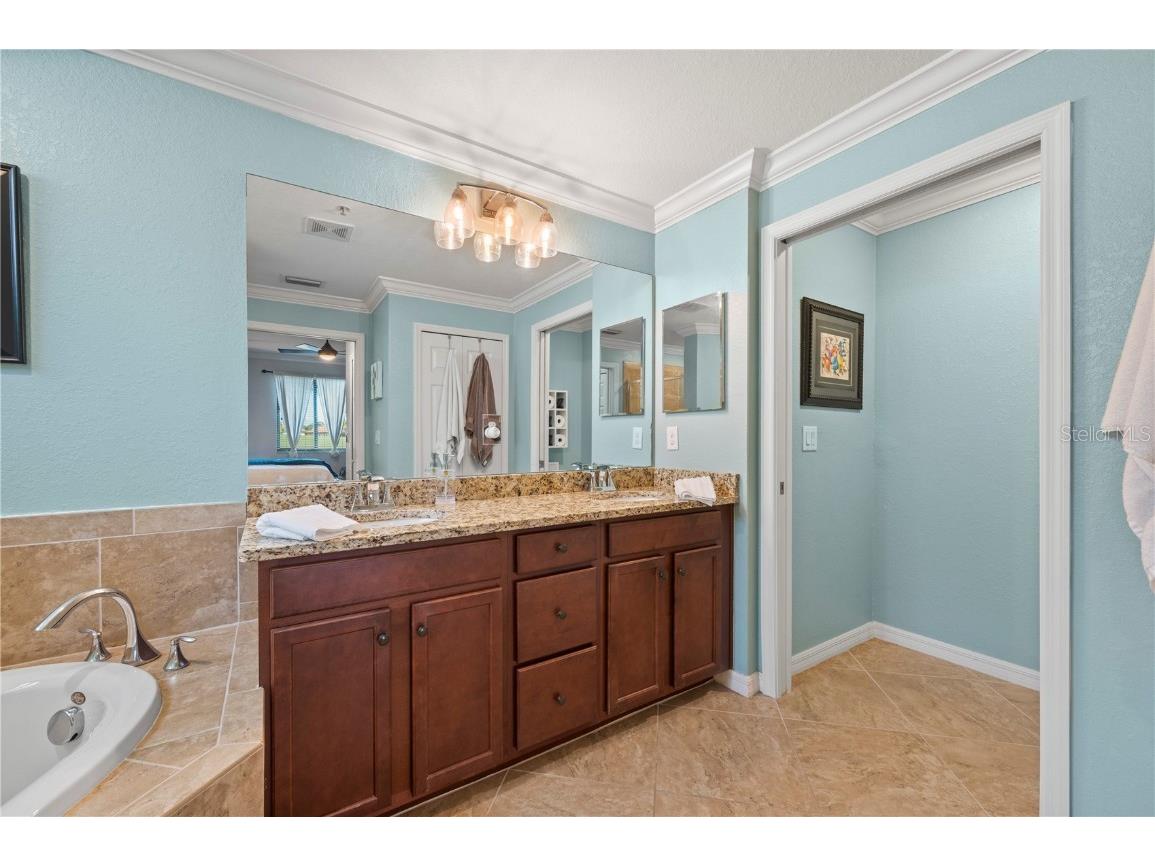 5517 Palmer Circle #106 Bradenton FL 34211 A4669167 image27