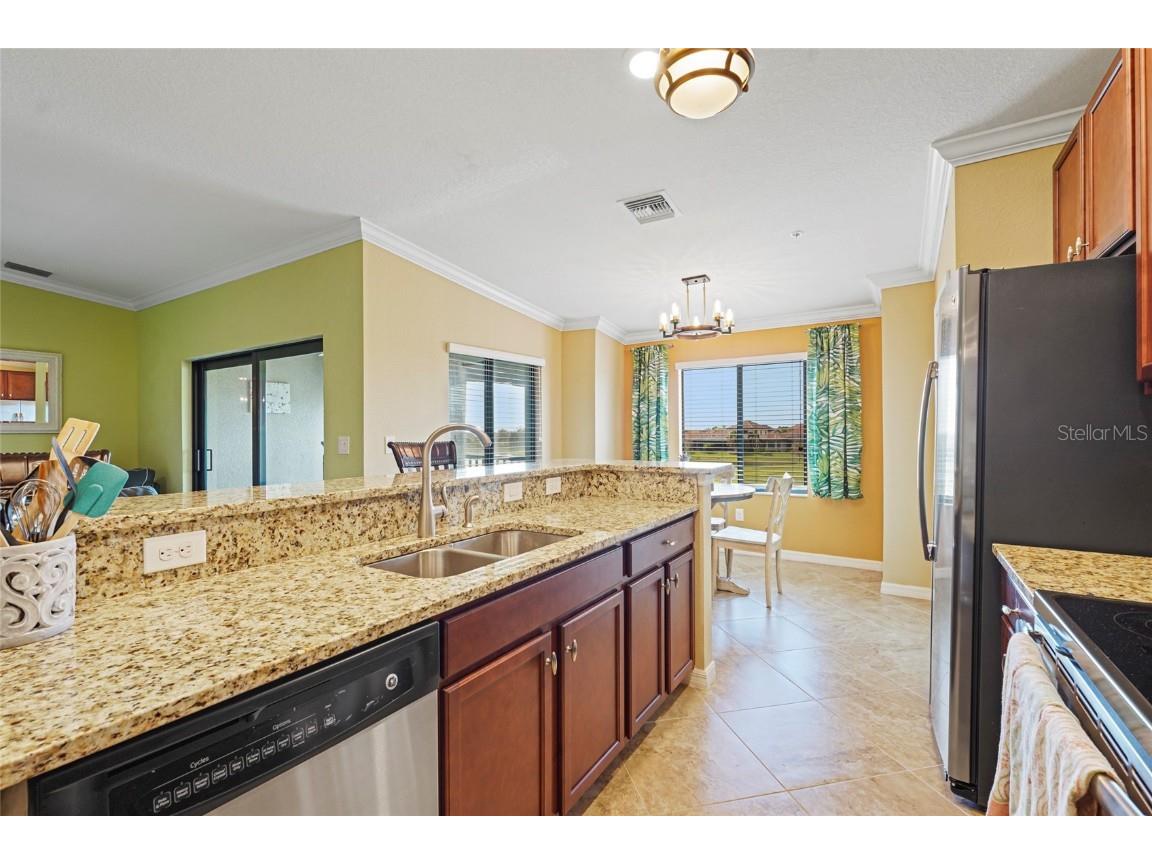 5517 Palmer Circle #203 Bradenton FL 34211 A4642457 image17