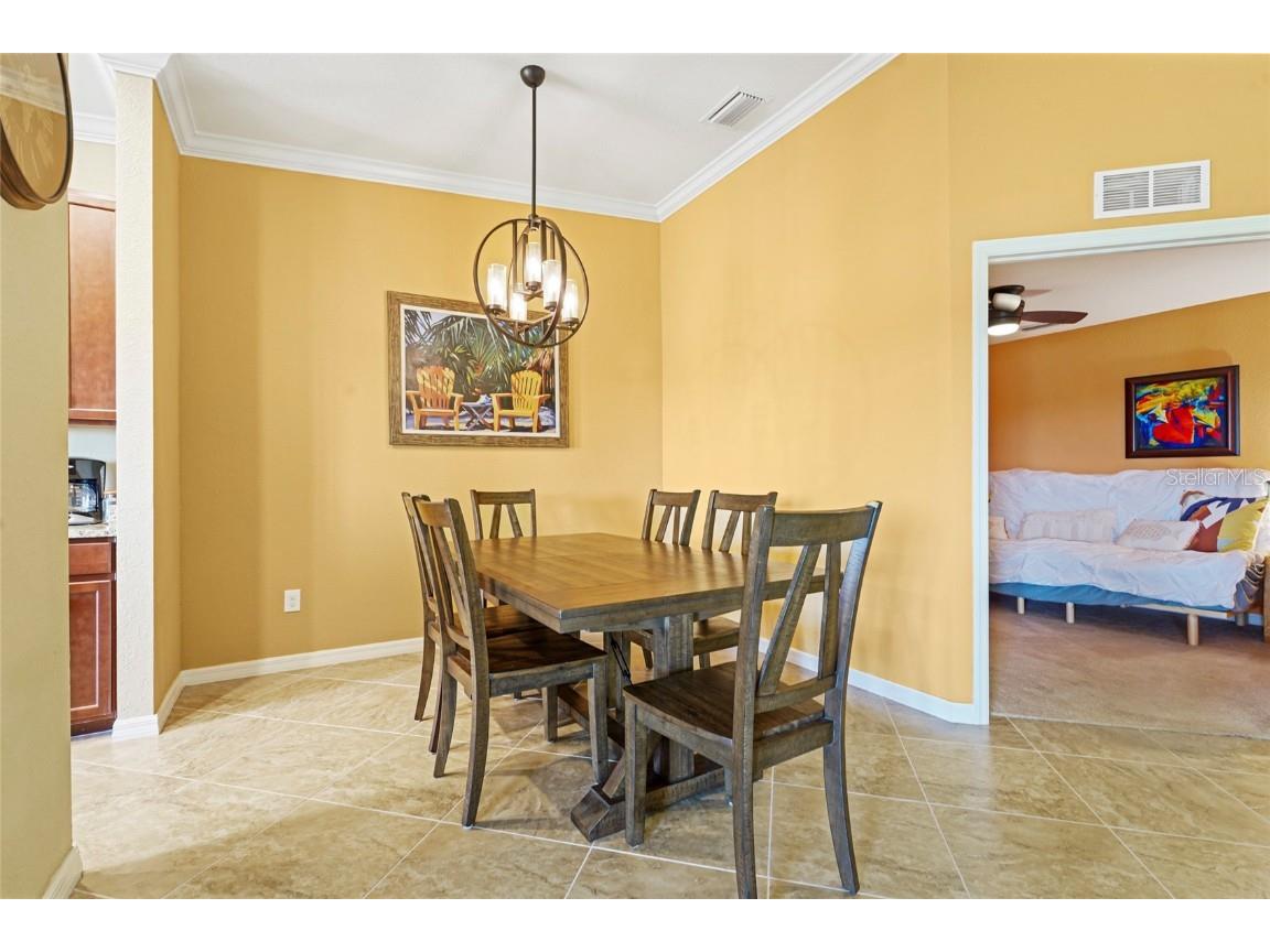 5517 Palmer Circle #203 Bradenton FL 34211 A4642457 image24