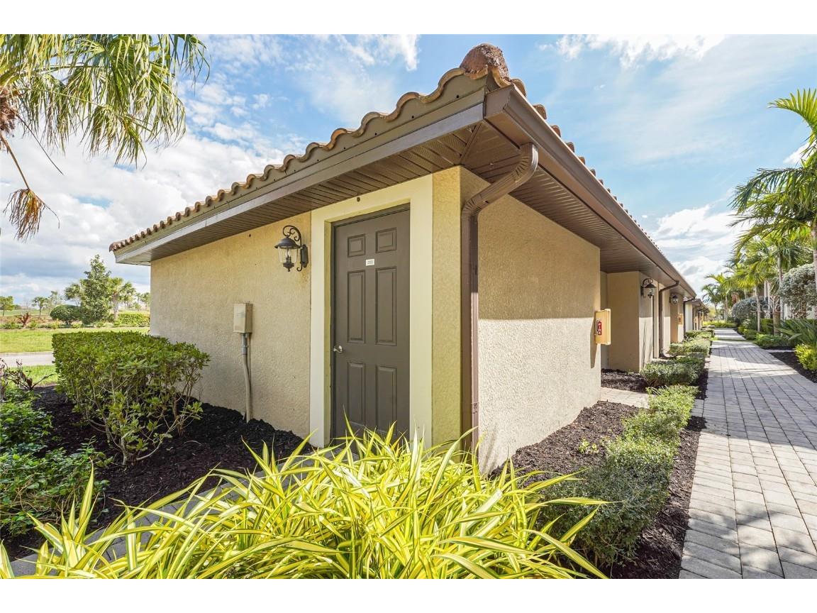 5517 Palmer Circle #203 Bradenton FL 34211 A4642457 image42