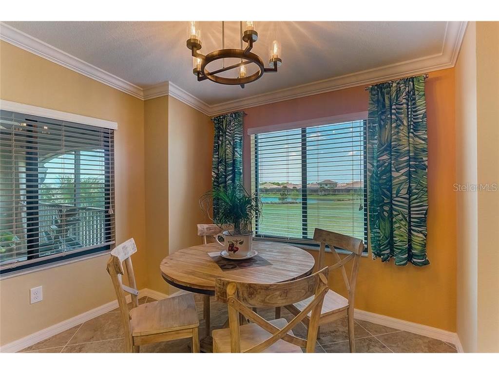 5517 Palmer Circle #203 Bradenton FL 34211 A4684339 image32