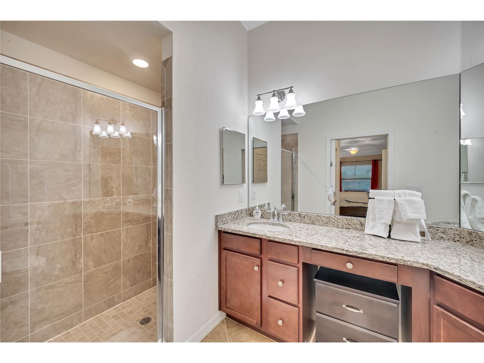 5517 Palmer Circle #203 Bradenton FL 34211 A4684339 image38