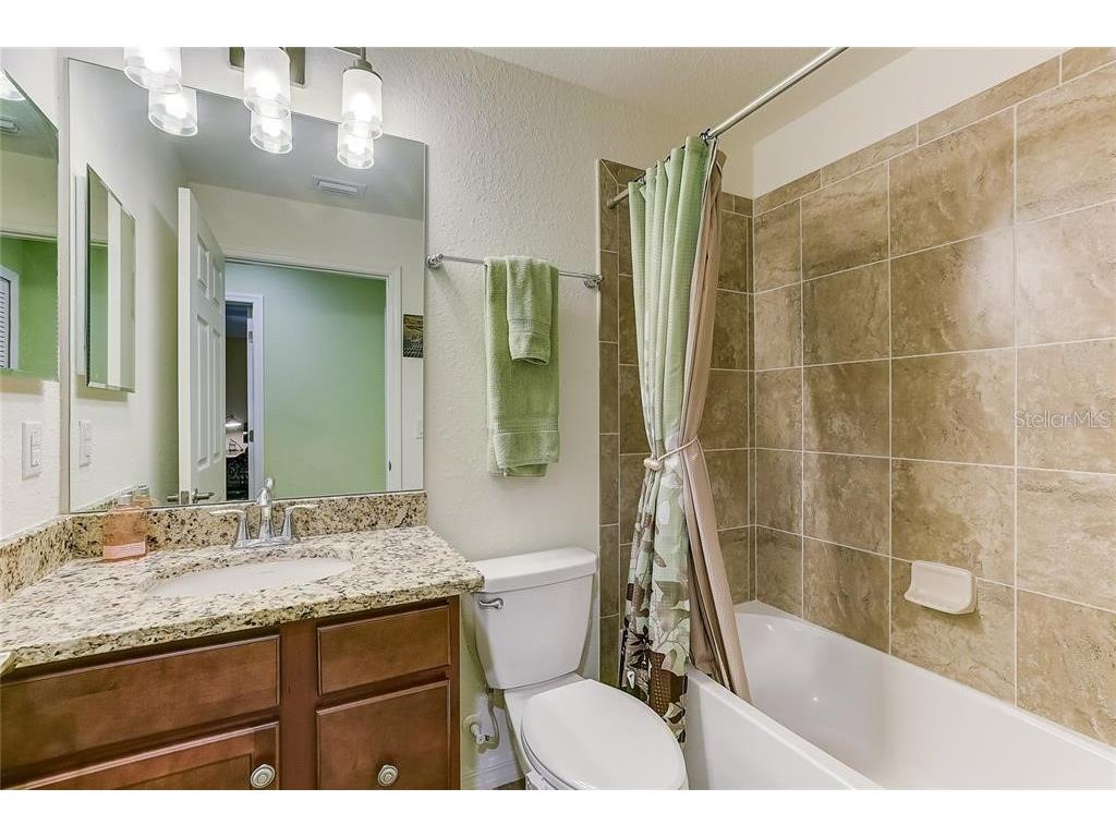5517 Palmer Circle #203 Bradenton FL 34211 A4684339 image50