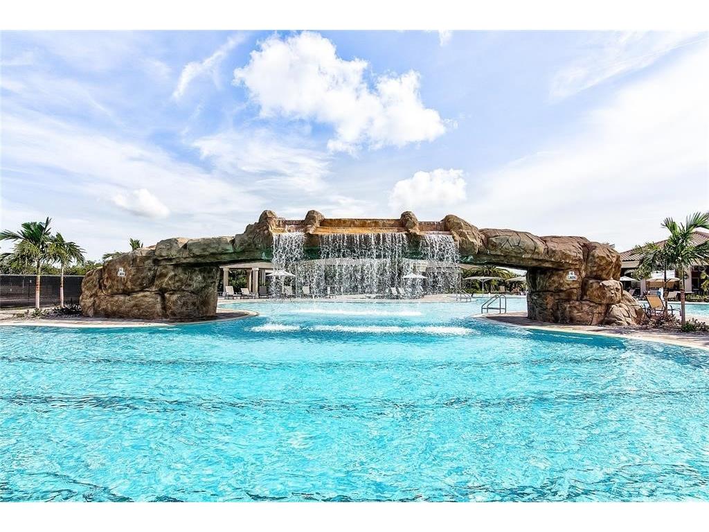 5517 Palmer Circle #203 Bradenton FL 34211 A4694383 image37