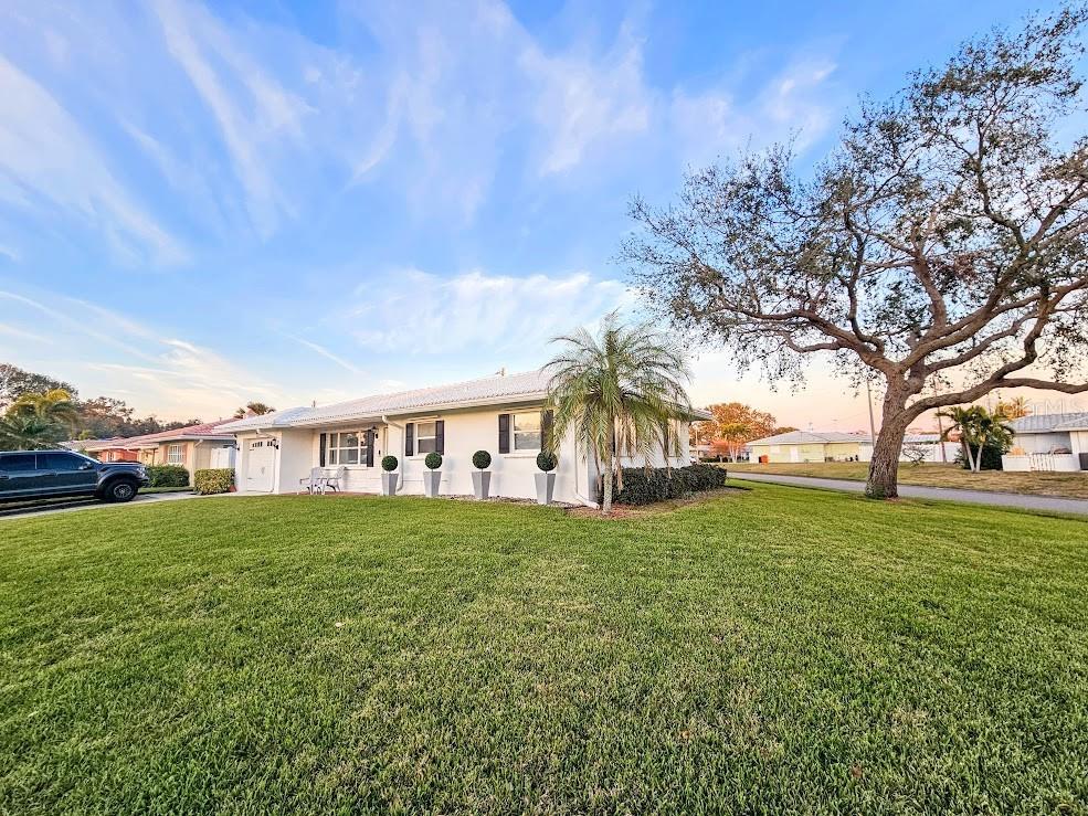 5517 Williamsdale Court Seminole FL 33772 TB8345833 image1