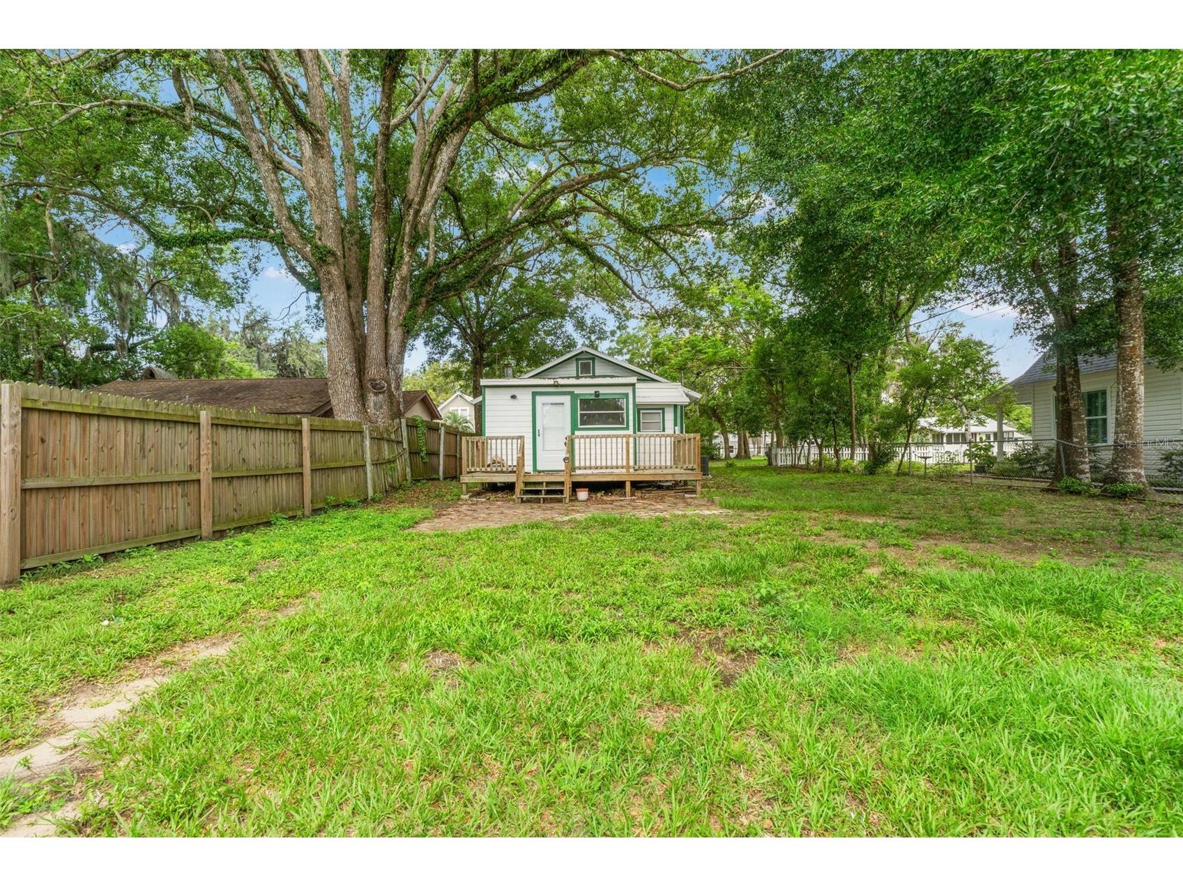 5518 11th Street Zephyrhills FL 33542 W7886214 image30
