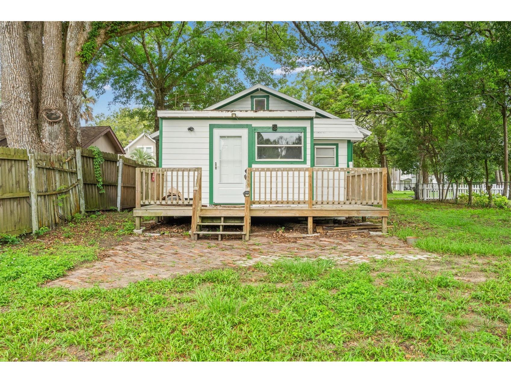 5518 11th Street Zephyrhills FL 33542 W7886214 image34