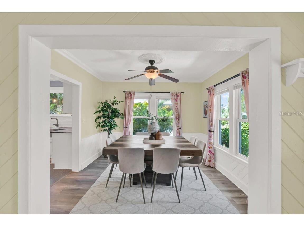 5518 18th Avenue S Gulfport FL 33707 TB8422862 image10