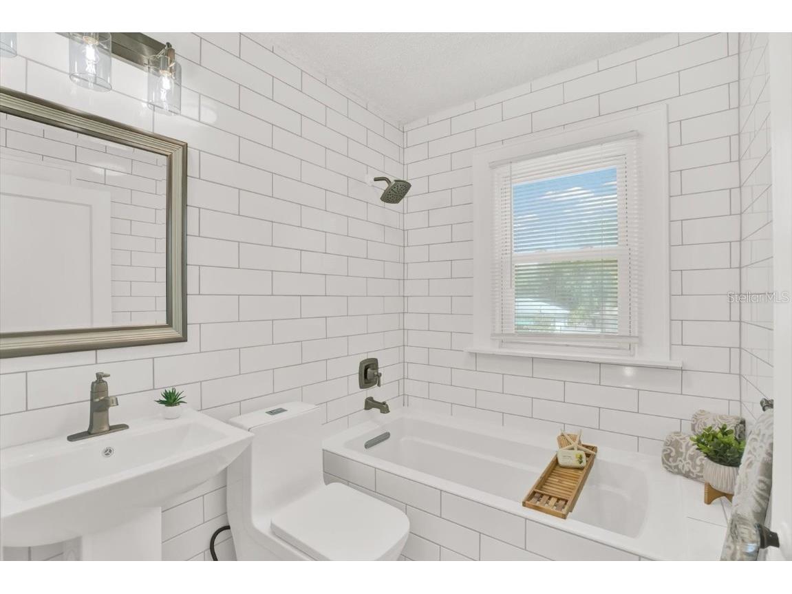 5518 18th Avenue S Gulfport FL 33707 TB8422862 image21