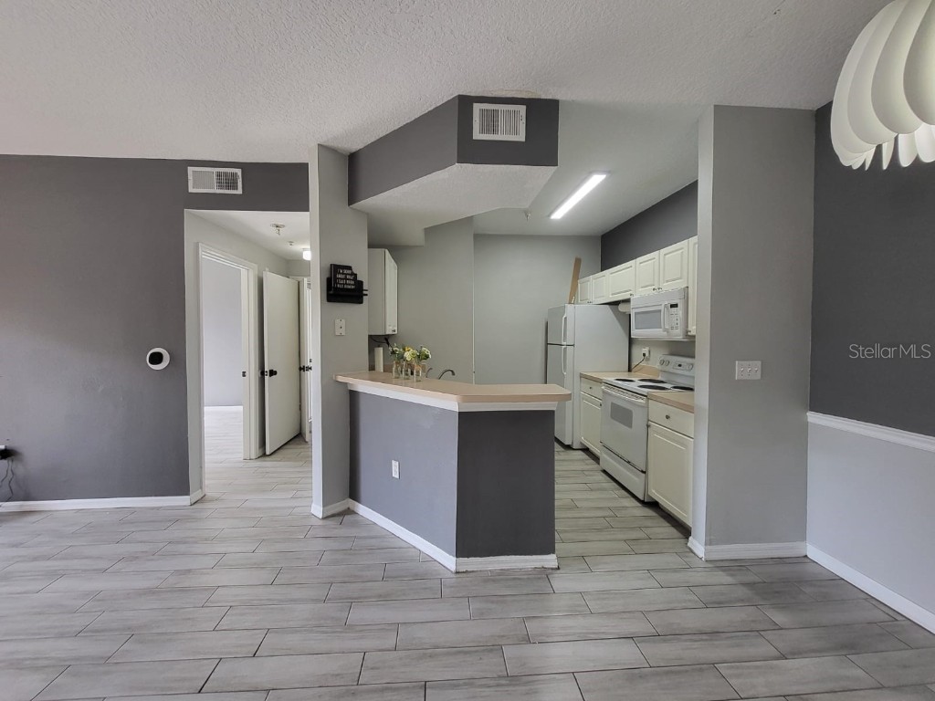 5518 Metrowest Boulevard #104 Orlando FL 32811 O6277364 image3