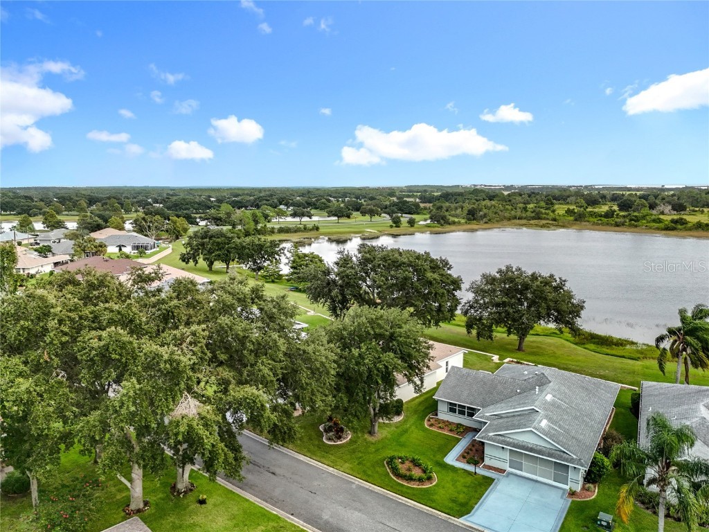 5518 Queen Victoria Drive Leesburg FL 34748 O6343470 image2