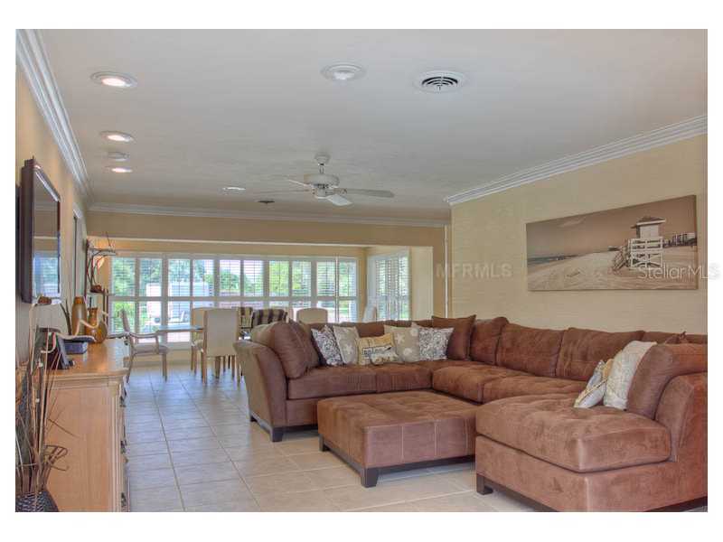 5519 Azure Way Sarasota FL 34242 A3984202 image17