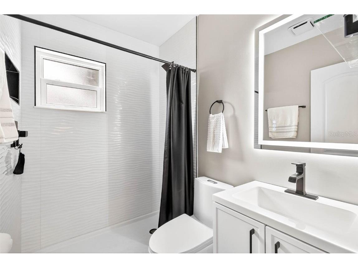 5519 Commonwealth Avenue N Saint Petersburg FL 33703 TB8452665 image12