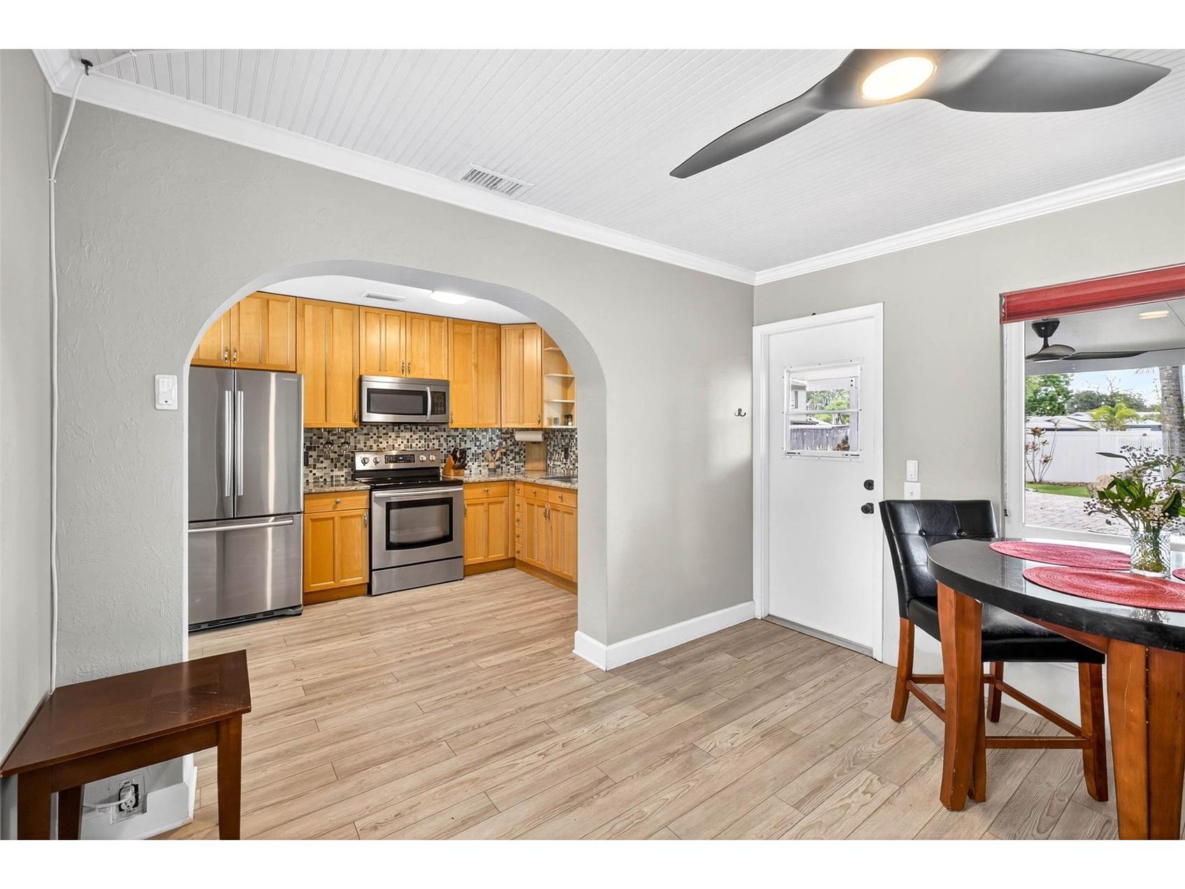 5519 Commonwealth Avenue N Saint Petersburg FL 33703 TB8506370 image11