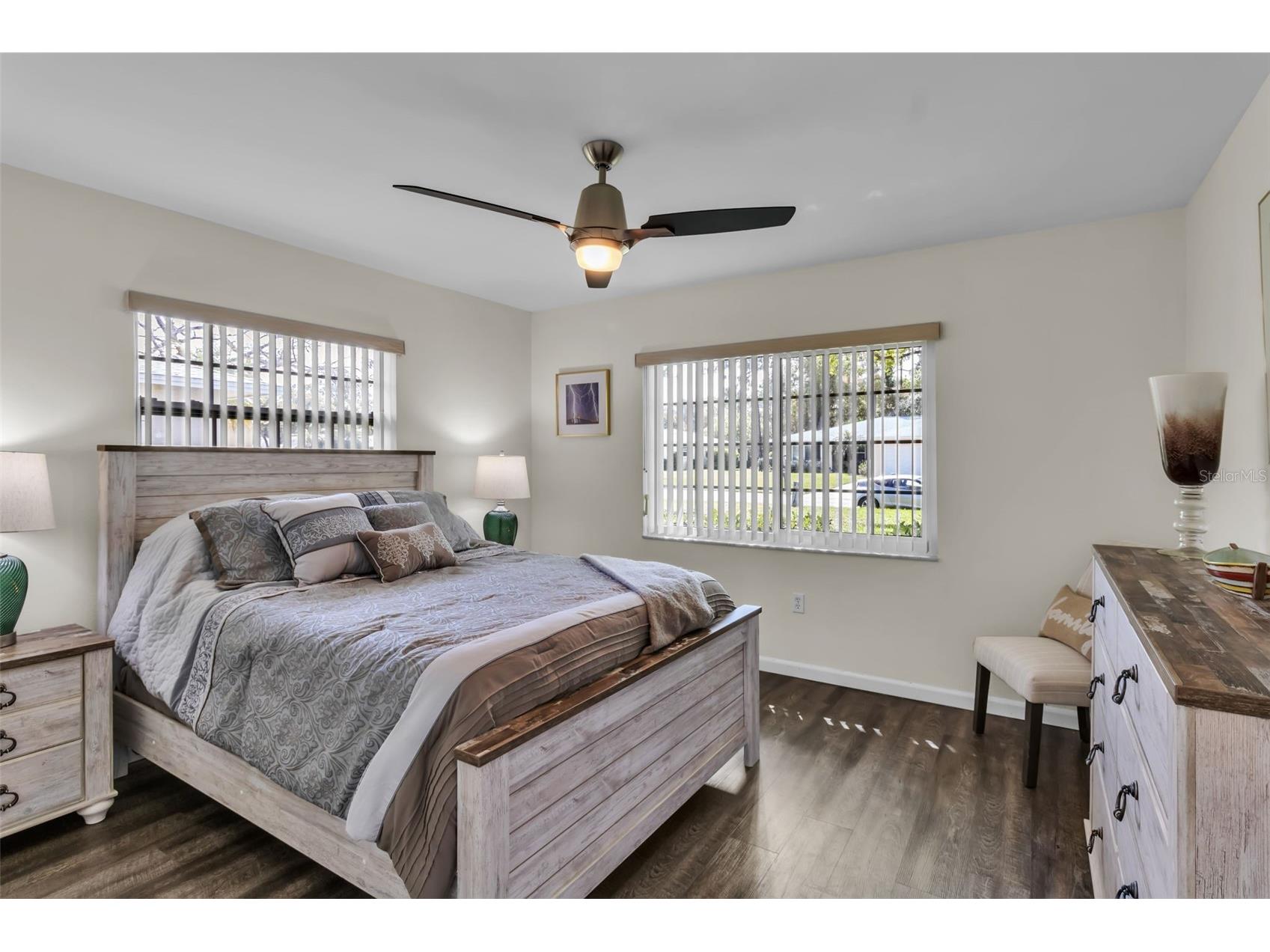 5519 Palm Aire Drive Sarasota FL 34243 A4686305 image35