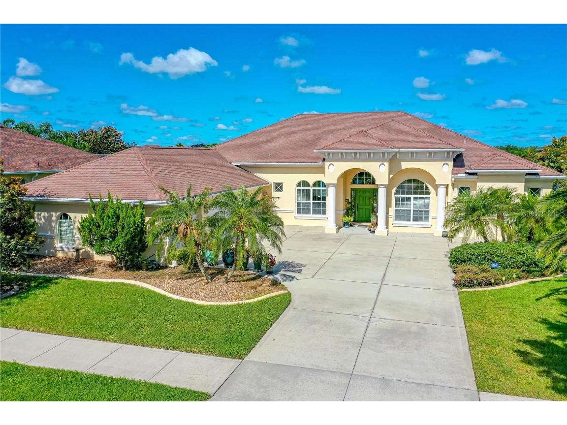 552 Luna Bella Lane New Smyrna Beach FL 32168 V4936363 image1