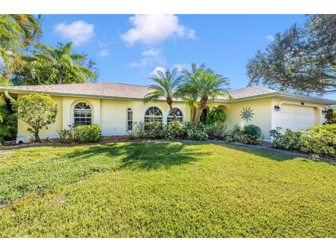 552 Mccabe Street Port Charlotte FL 33953 - APOLLO WATERWAY C7518551 image1