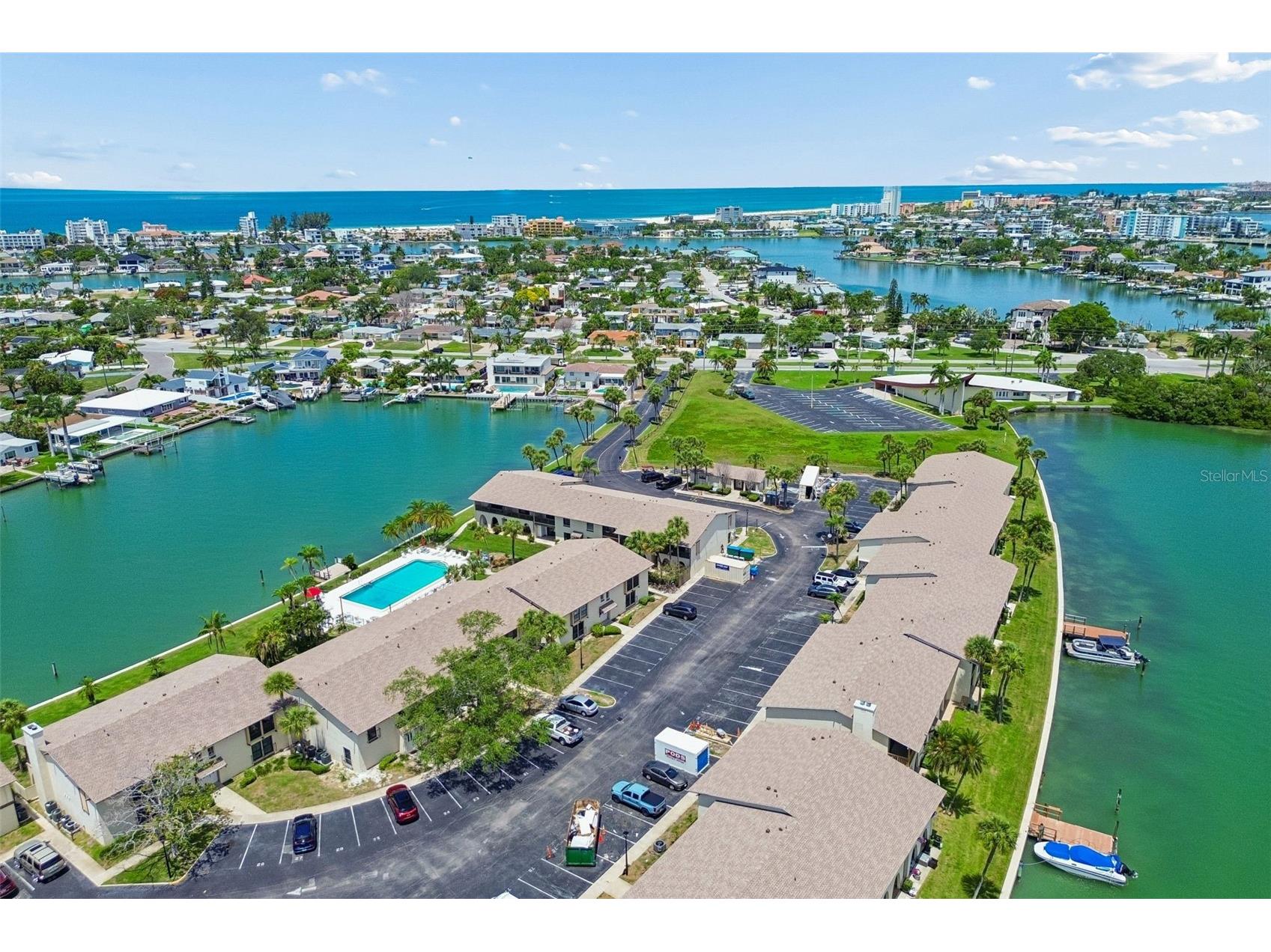 552 Plaza Seville Court #97 Treasure Island FL 33706 TB8517350 image34