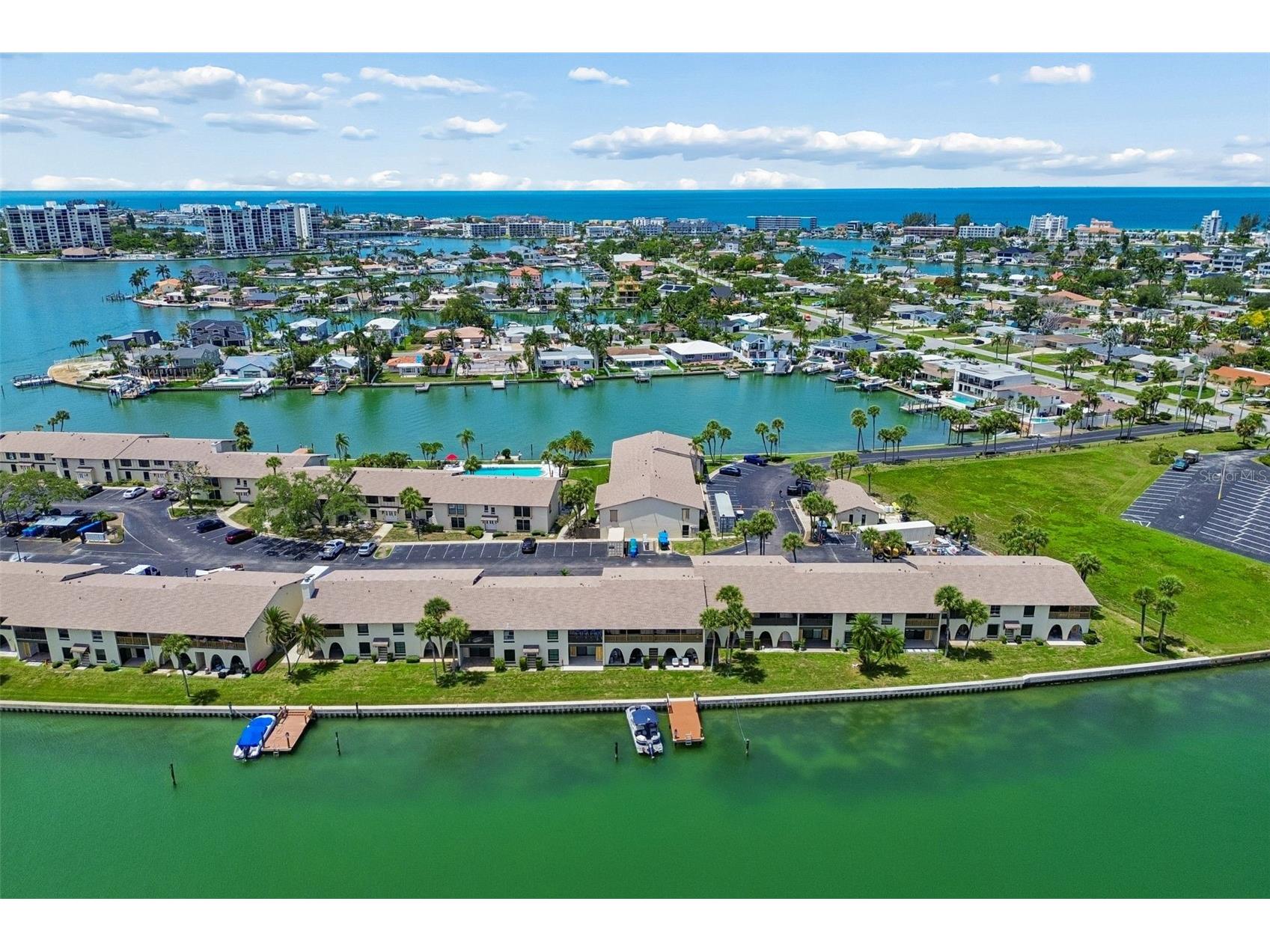 552 Plaza Seville Court #97 Treasure Island FL 33706 TB8517350 image35