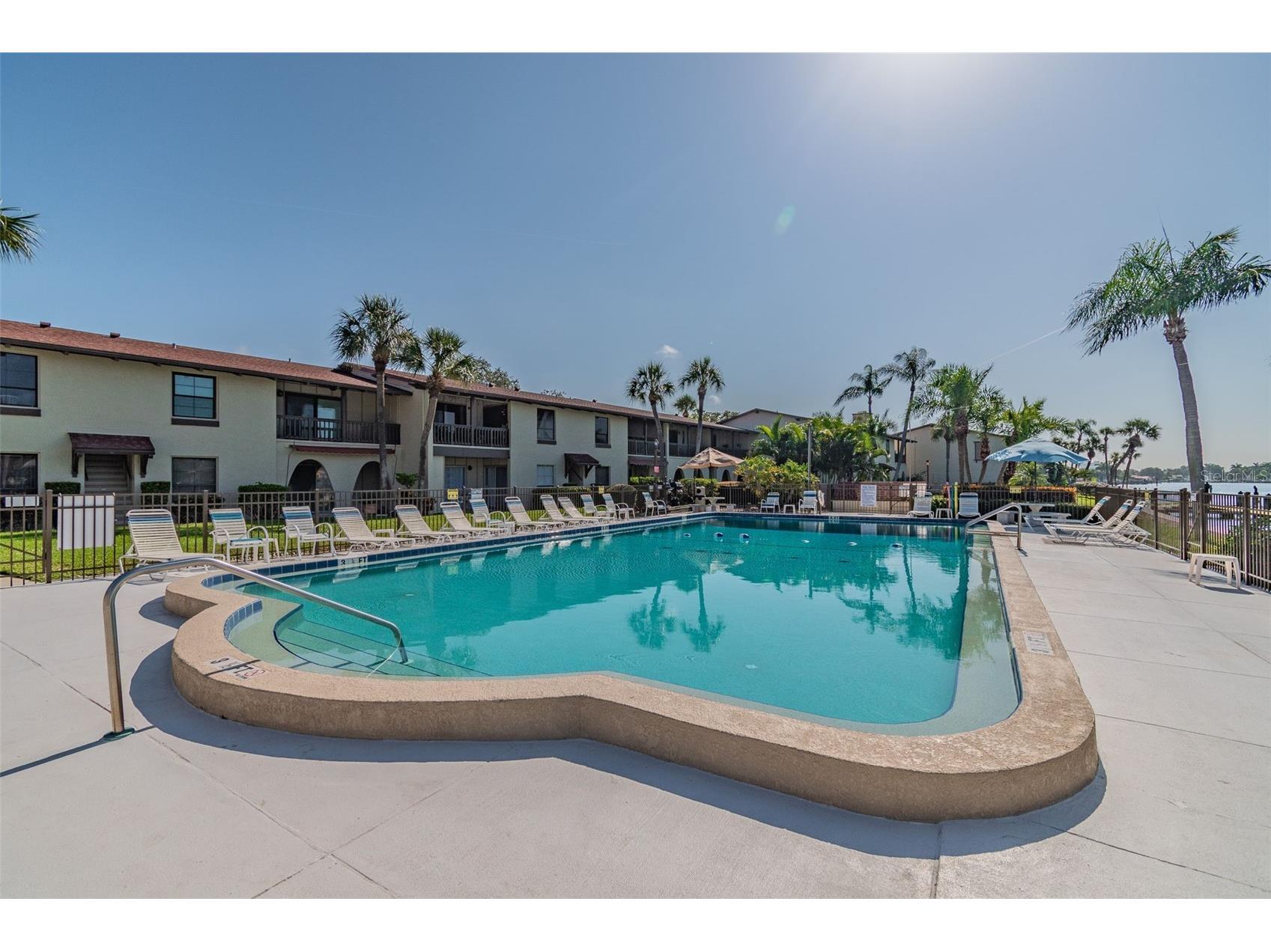 552 Plaza Seville Court #97 Treasure Island FL 33706 TB8517350 image45