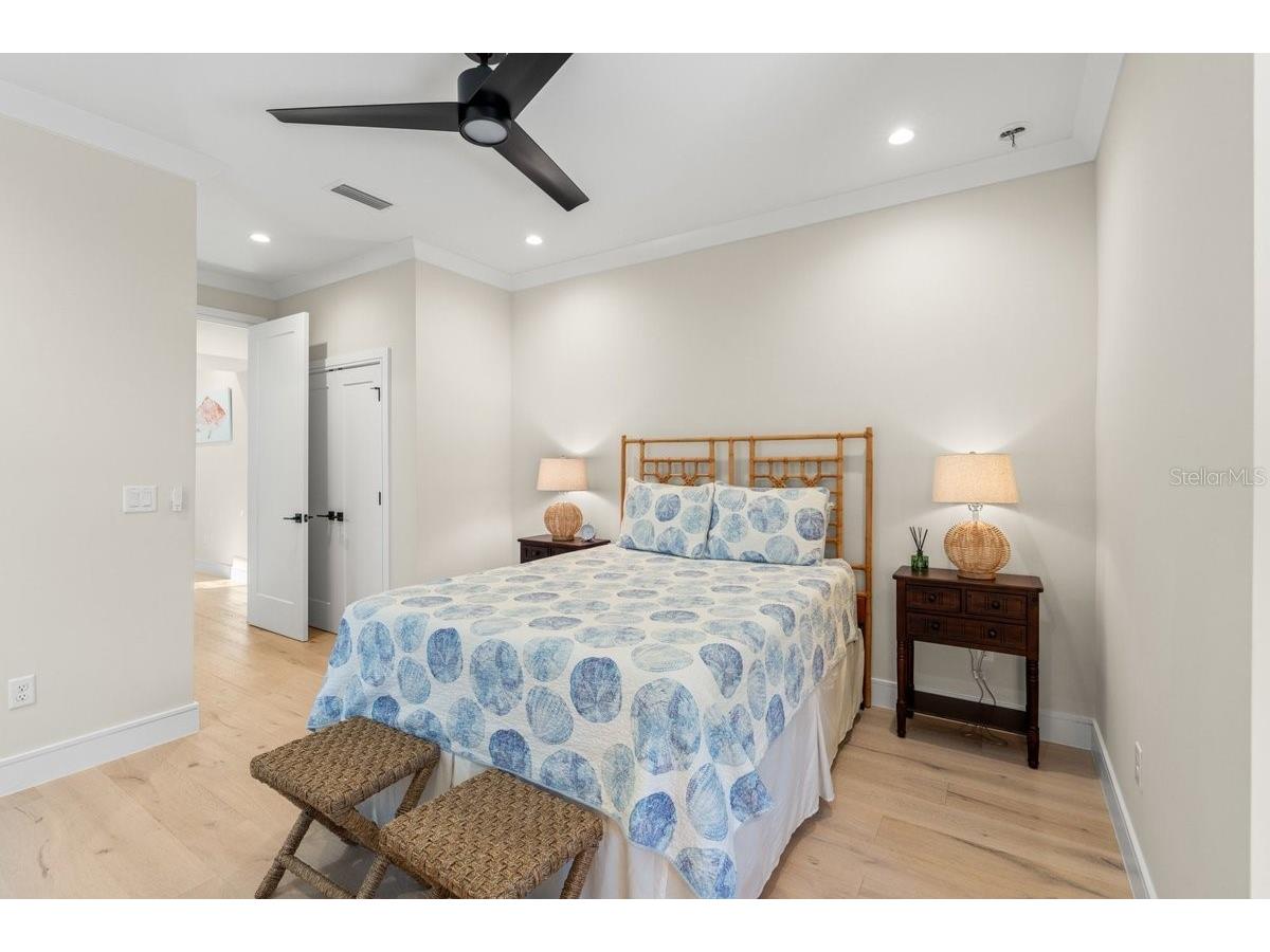 552 S Peninsula Avenue New Smyrna Beach FL 32169 NS1087459 image40